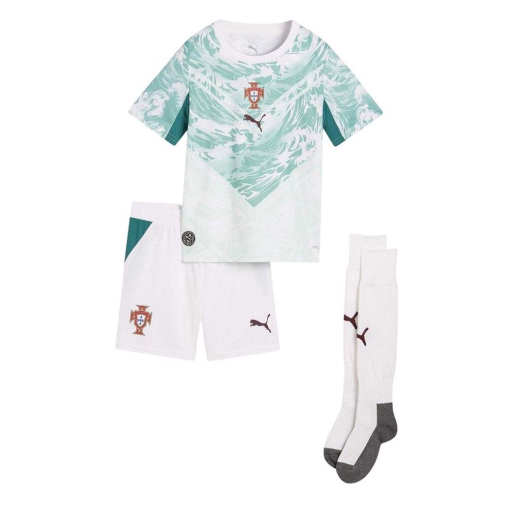 Puma Childrens/Kids World Cup 2026 Portugal FC Football Kit Set / White/Green